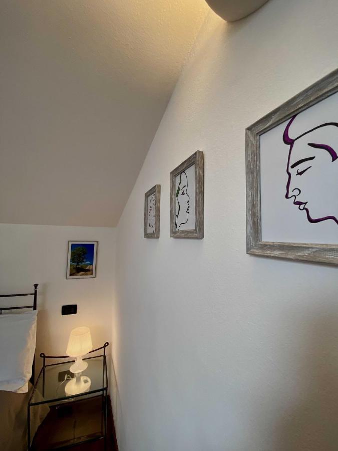 Antico Borgo Appartement Desenzano del Garda Buitenkant foto