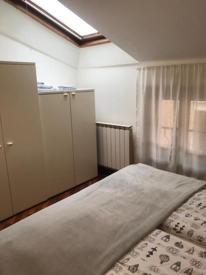 Antico Borgo Appartement Desenzano del Garda Buitenkant foto
